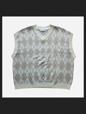 Wego Cream & Tan Vest w/ Argyle Patterns